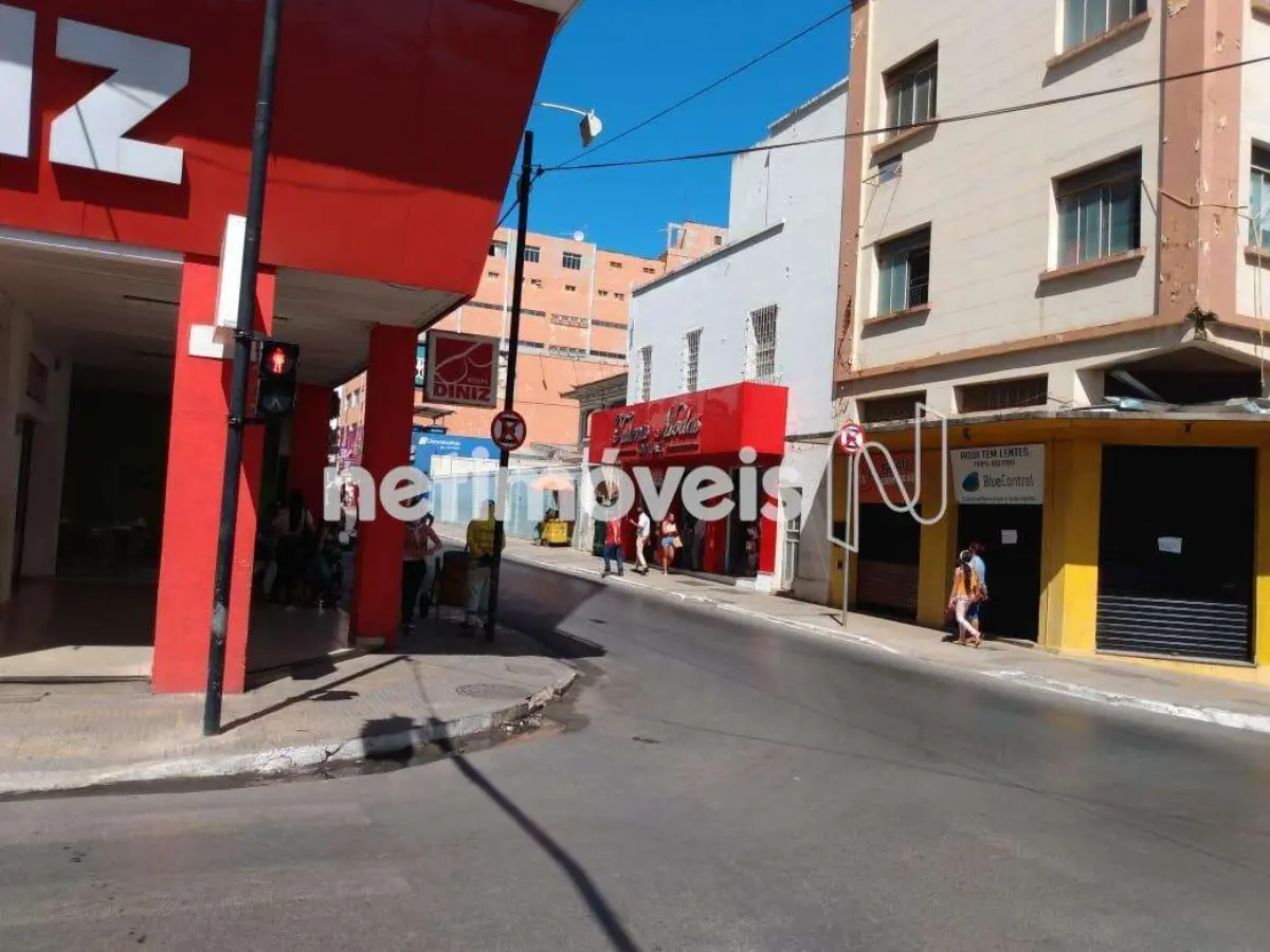 Ponto Comercial para Venda de área principal de 435.06 m² no bairro Centro