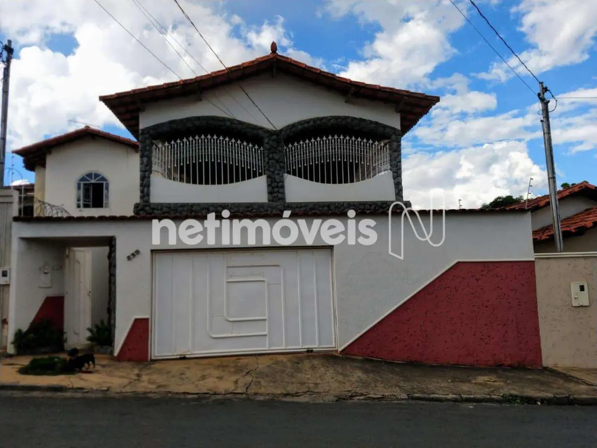 761439_16 Casa para Venda com 3 quartos no bairro Cintra