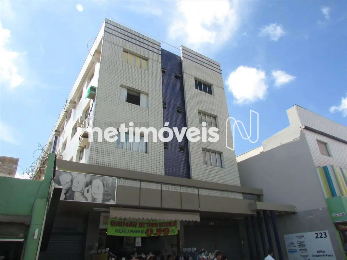 Sala para Venda de área principal de 29.97 m² no bairro Centro