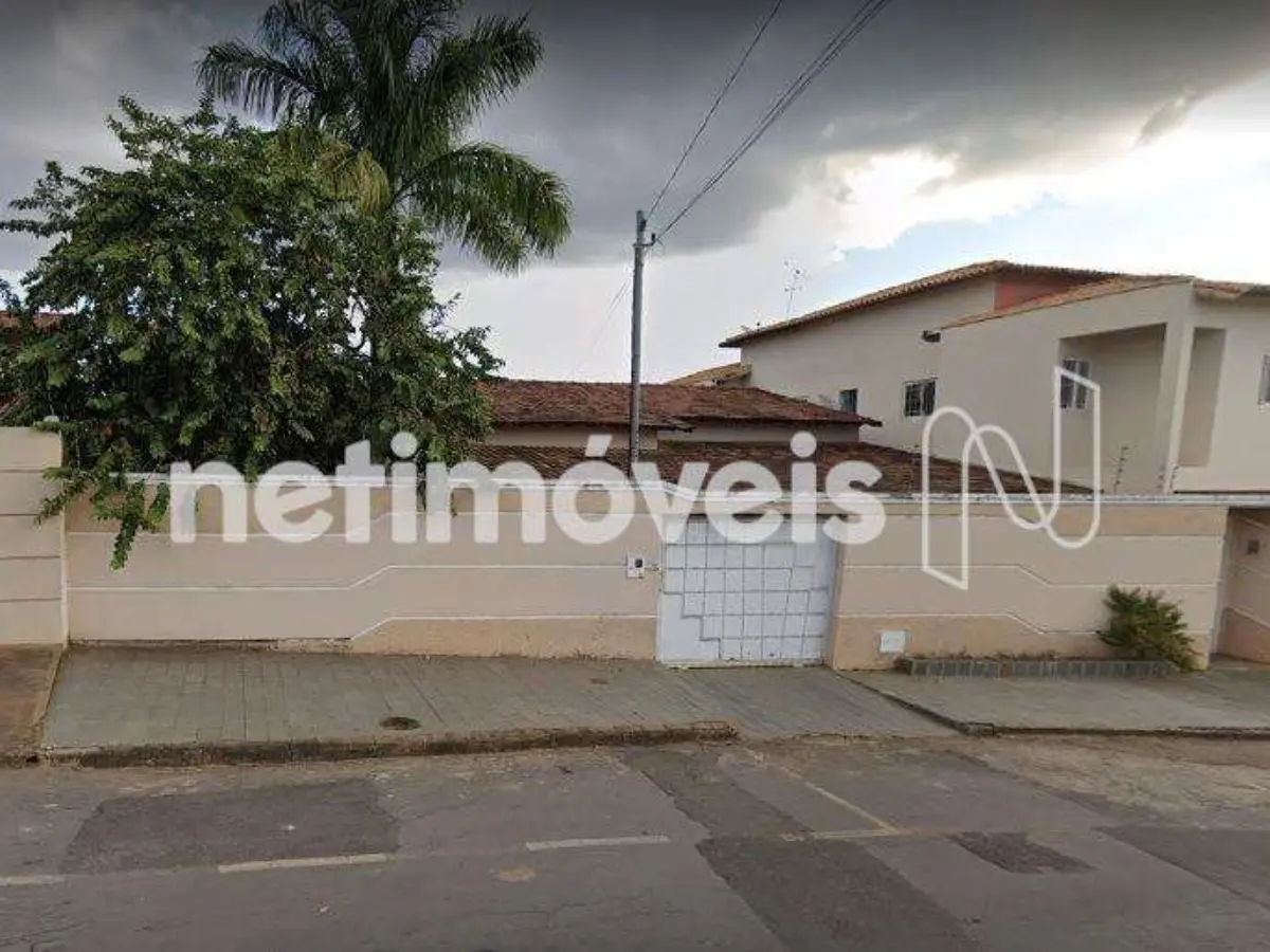 Casa para Venda com 4 quartos no bairro Funcionários