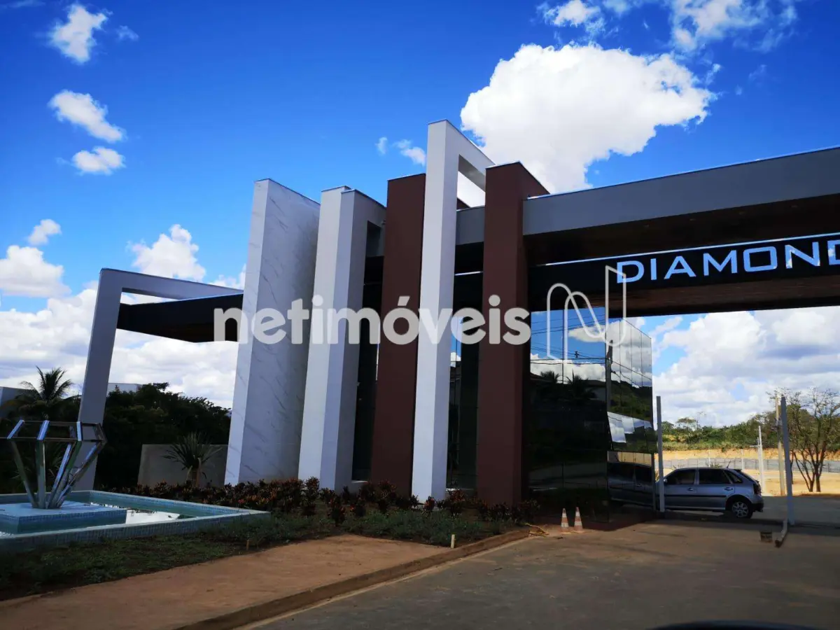 Lote para Venda com área de 273.22 m² no bairro Ibituruna