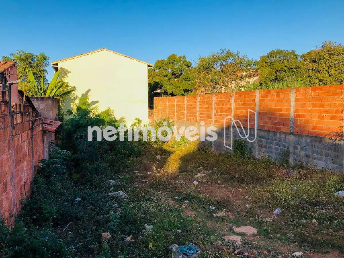 Lote para Venda com área de 300 m² no bairro Vila Oliveira