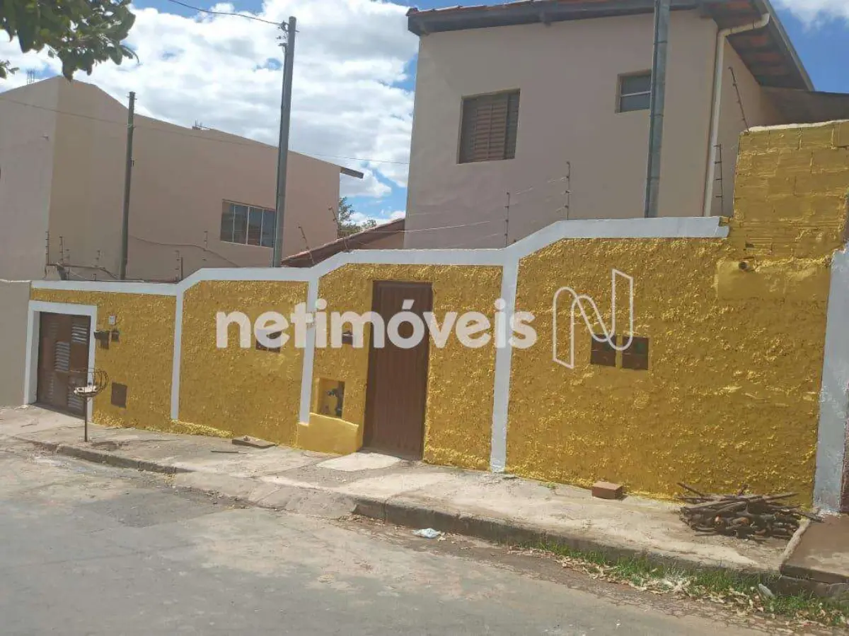 920196_3 Casa para Venda com 6 quartos no bairro Alto Floresta