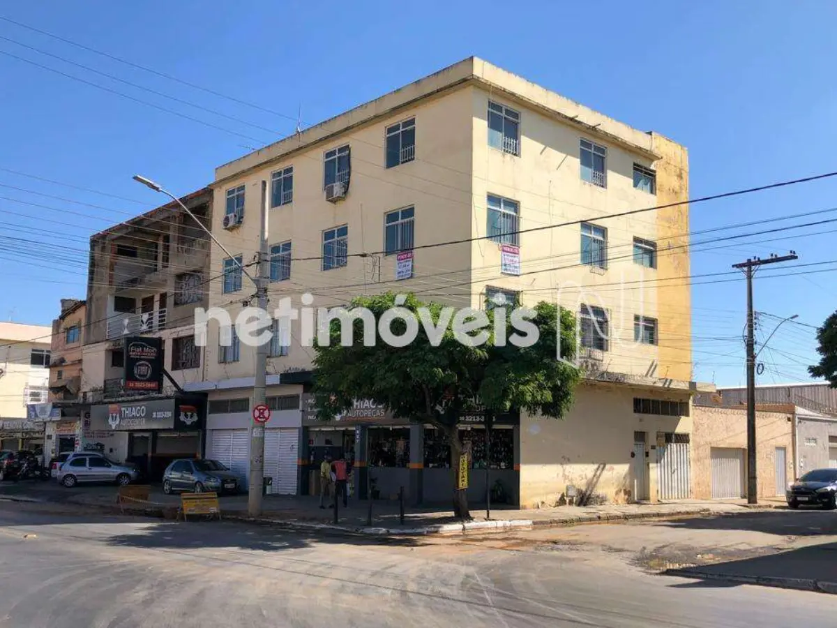 920994_16 Apartamento para Venda com 3 quartos no bairro Alto São João