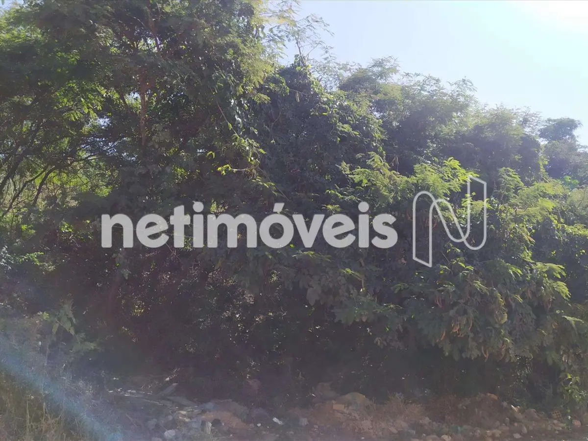 Lote para Venda com área de 220 m² no bairro Raul Lourenço