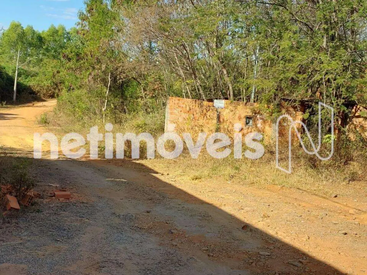 Lote para Venda com área de 3276 m² no bairro Ibituruna