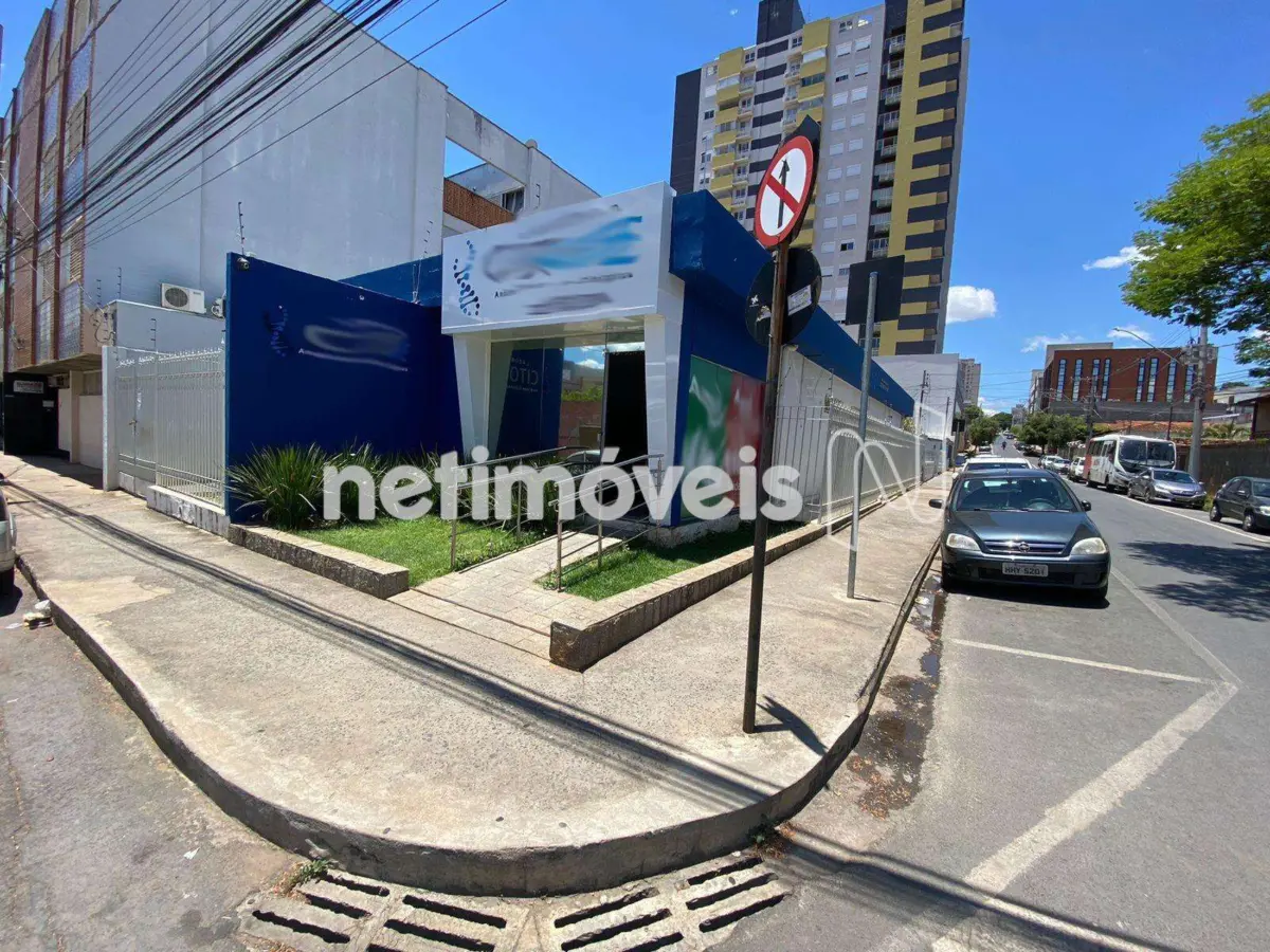 Casa para Venda no bairro Centro