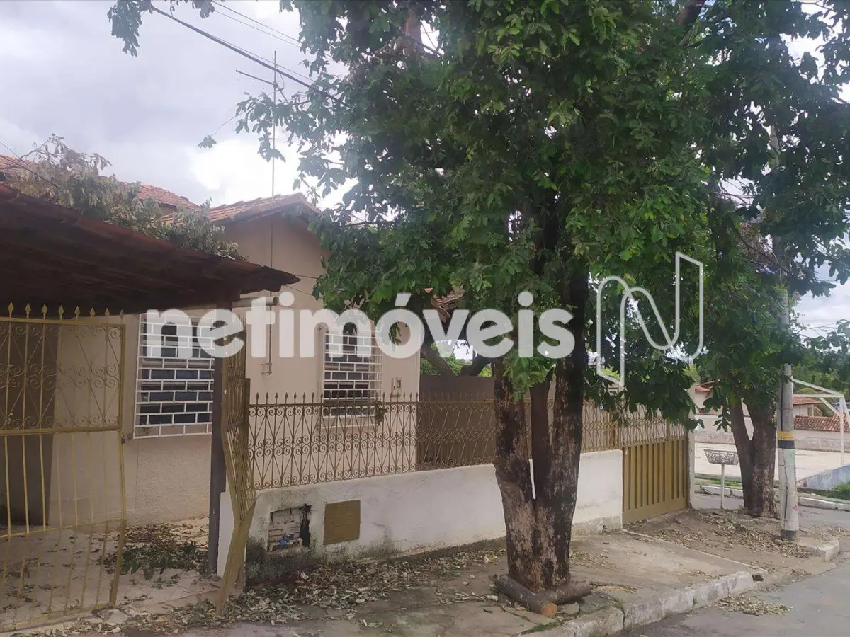 897675_0 Casa para Venda com 8 quartos no bairro Conjunto Residencial Jk