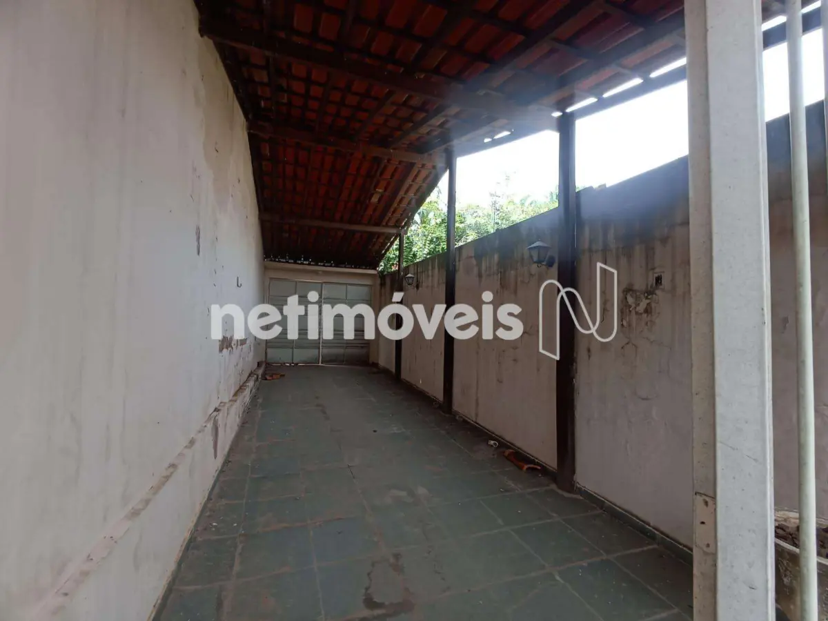 Casa para Venda com 2 quartos no bairro Cândida Câmara