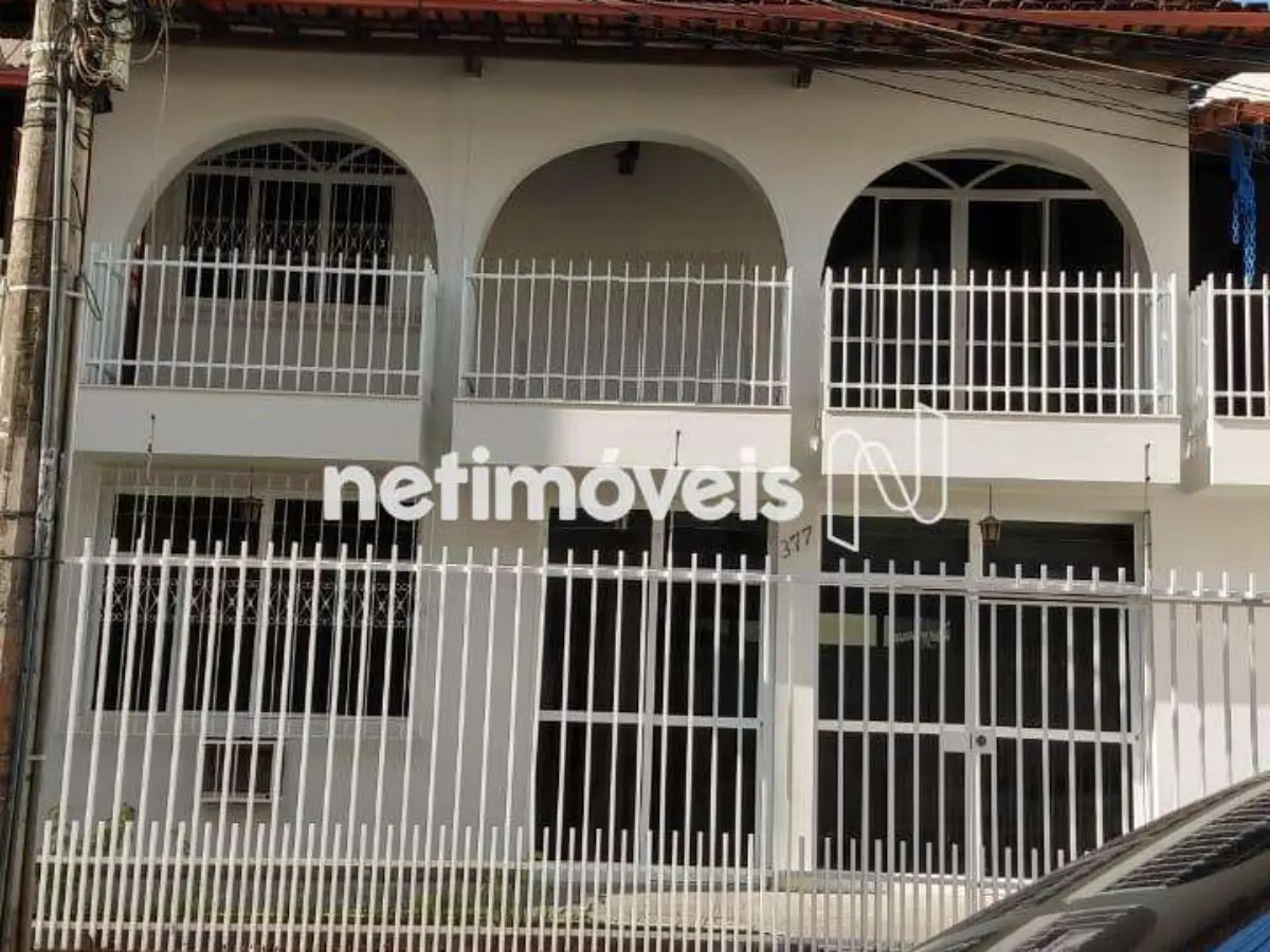 Casa para Venda com 4 quartos no bairro Centro