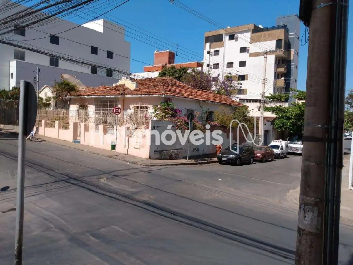 720624_0 Casa para Venda no bairro Centro