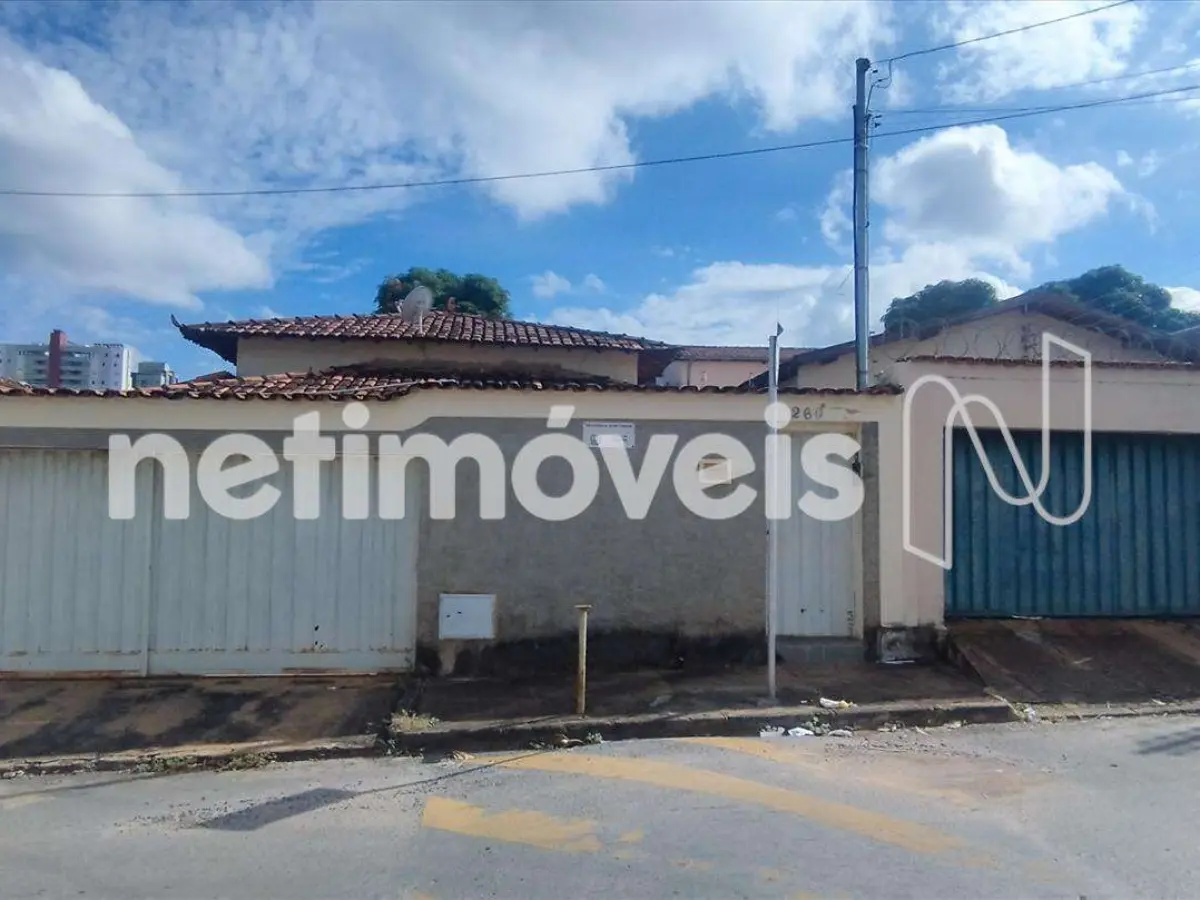 1025117_0 Casa para Venda com 3 quartos no bairro Funcionários