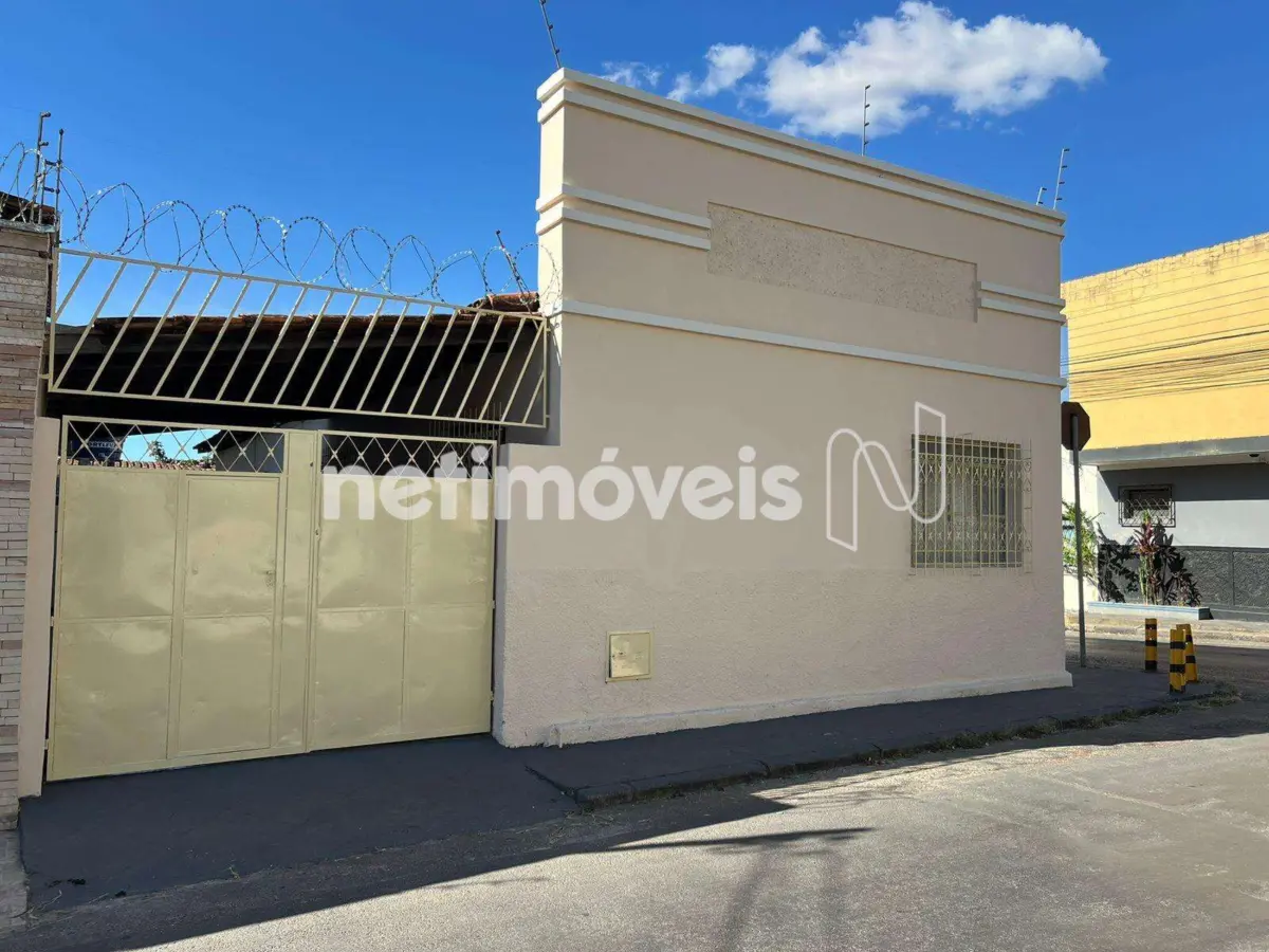 Casa para Venda com 4 quartos no bairro Vila Guilhermina