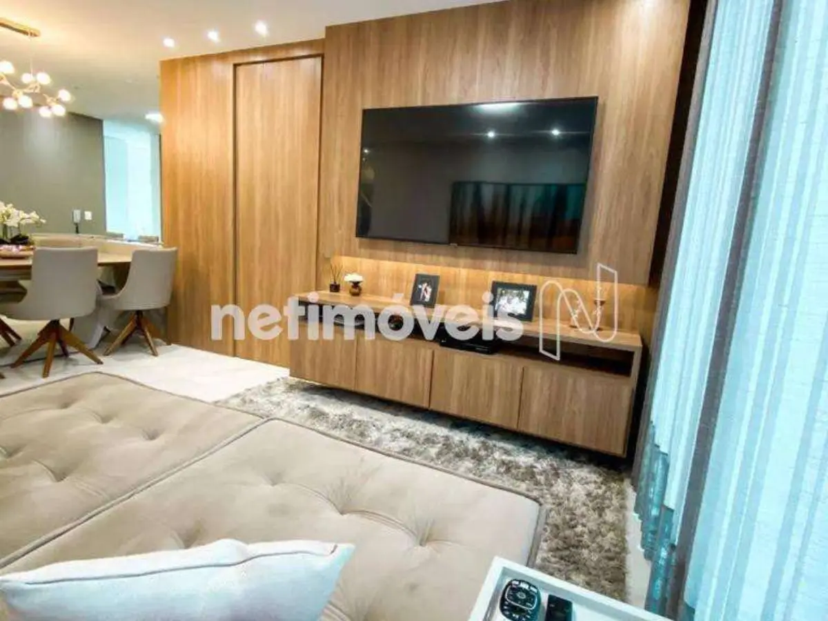Apartamento para Venda com 3 quartos no bairro Cândida Câmara