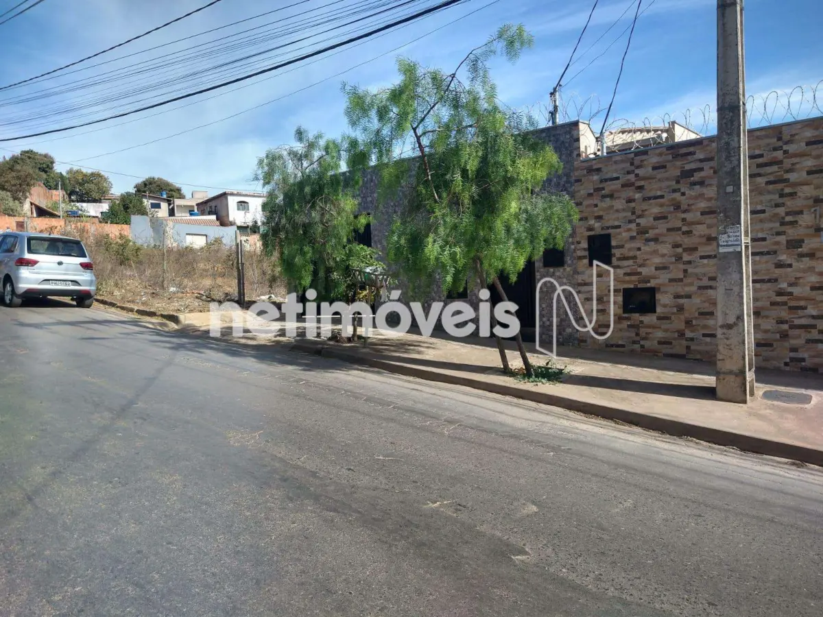 Casa para Venda com 3 quartos no bairro Santo Inácio