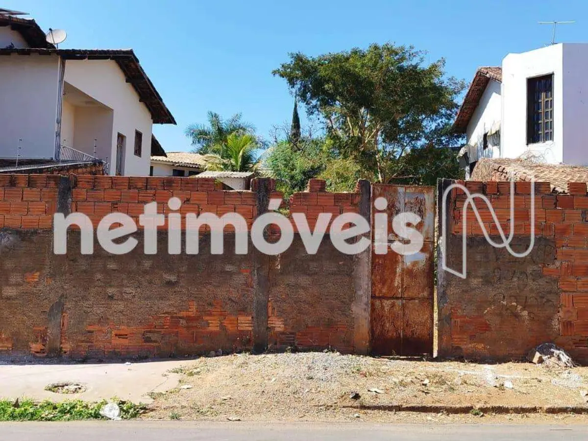 Lote para Venda com área de 300 m² no bairro Todos Os Santos