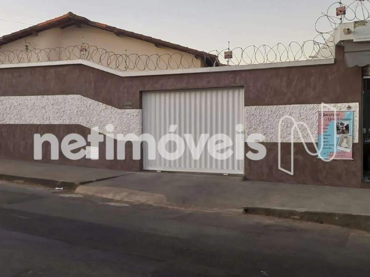 661882_0 Casa para Venda com 3 quartos no bairro Roxo Verde