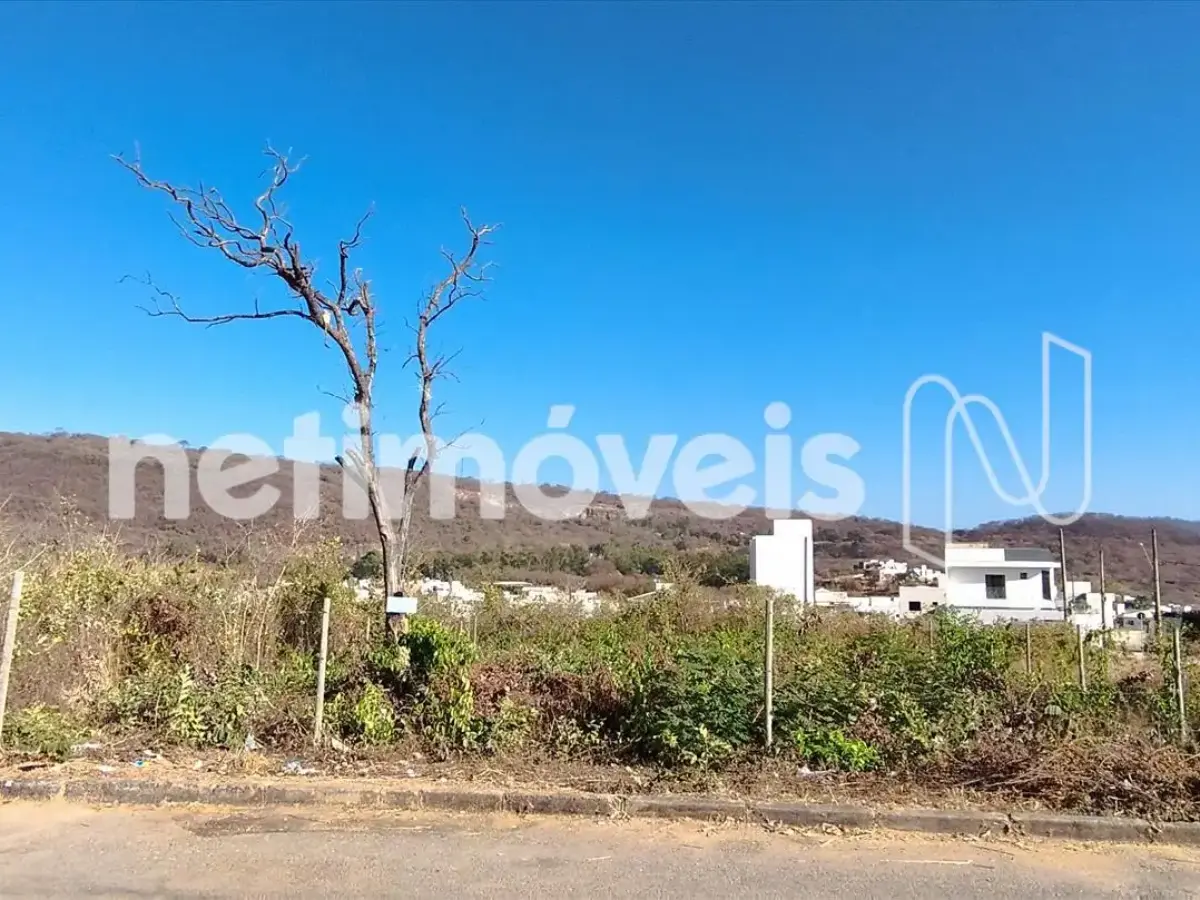 1057535_0 Lote para Venda com área de 598 m² no bairro Ibituruna