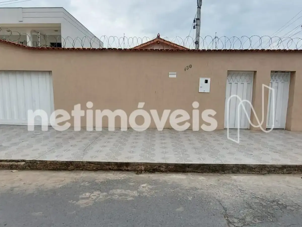 1056420_0 Casa para Venda com 3 quartos no bairro Cândida Câmara