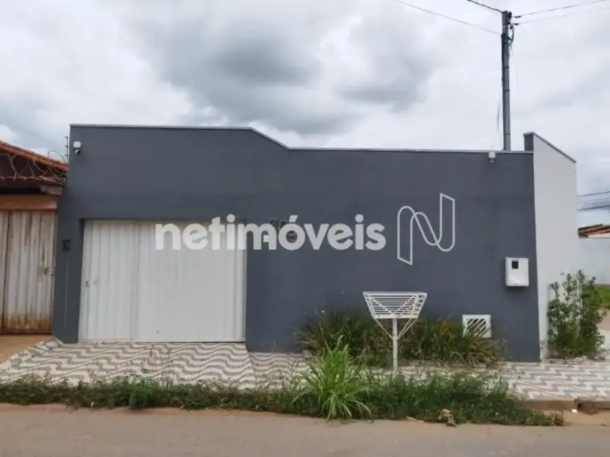 Casa para Venda no bairro Acácias