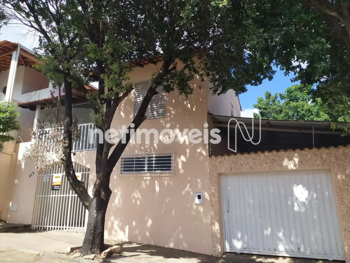 Casa para Venda com 3 quartos no bairro Centro