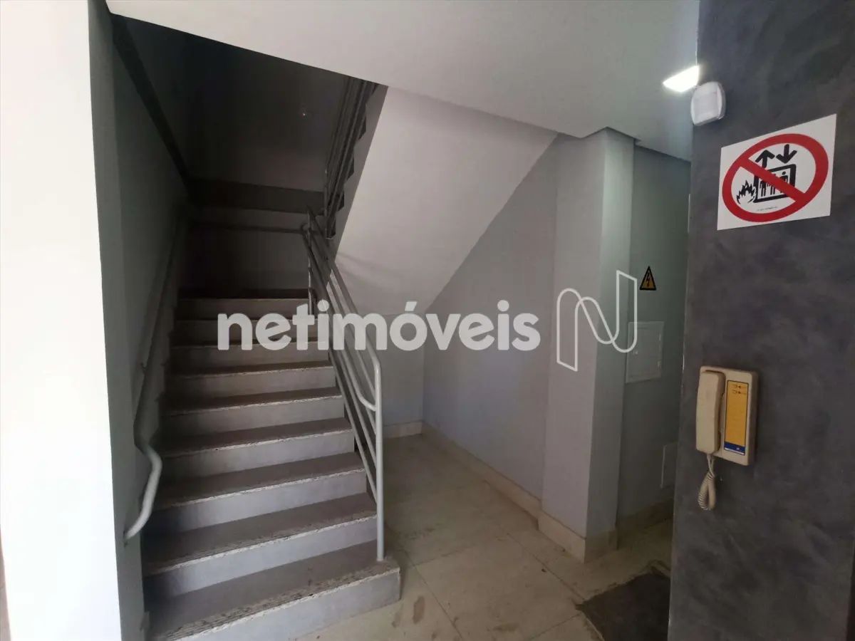 1040936_0 Prédio para Venda com 4 salas no bairro Centro em Montes Claros
