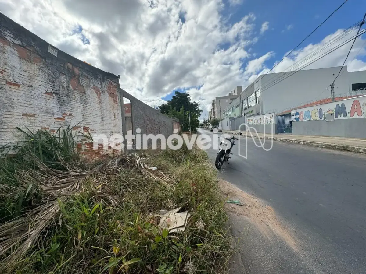 1087426_0 Lote para Venda com área de 360 m² no bairro Canelas