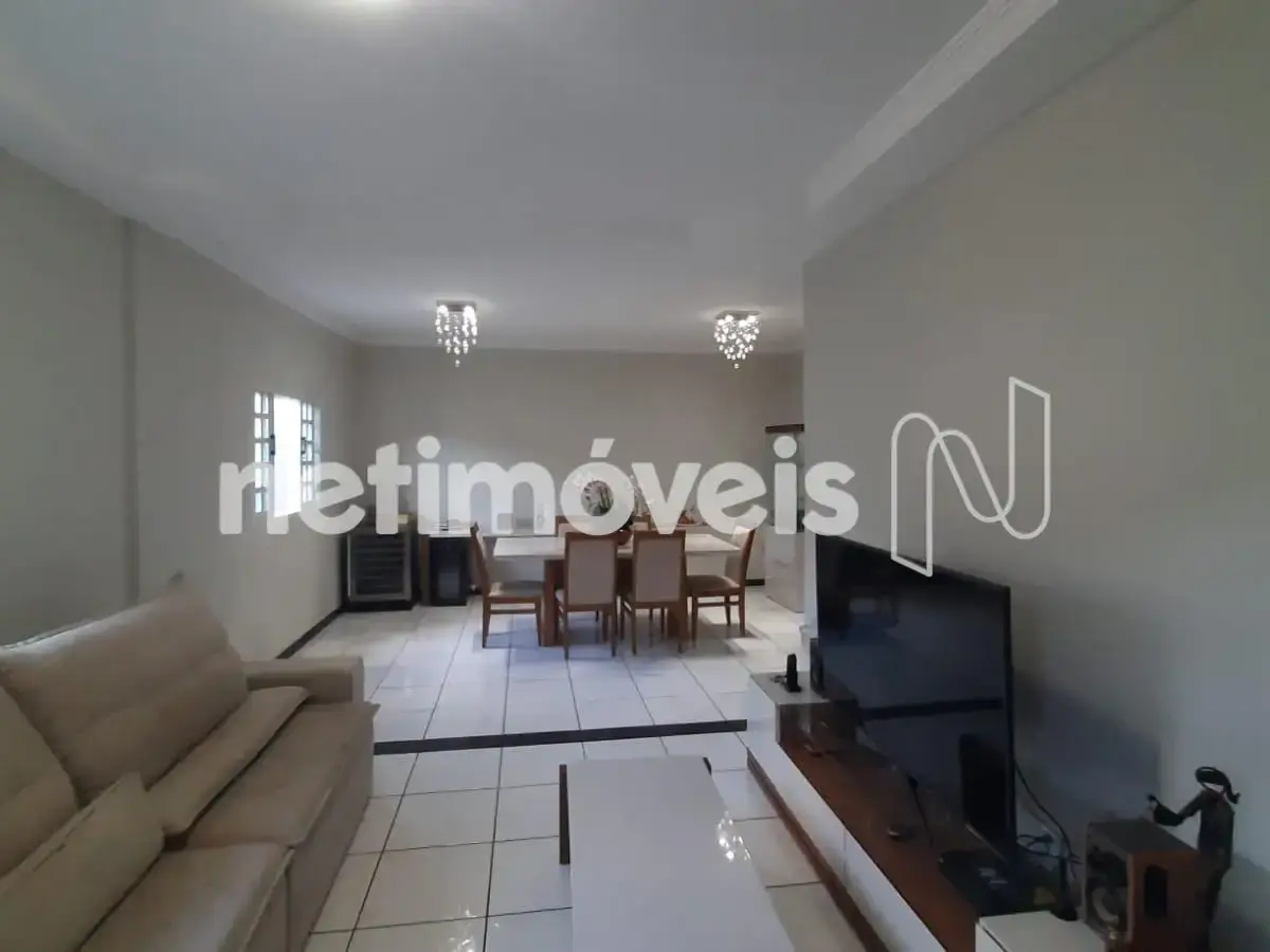 874332_0 Casa para Venda com 4 quartos no bairro Cândida Câmara