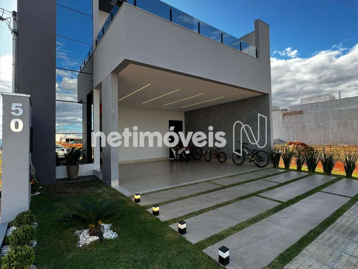 Casa em Condomínio para Venda com 3 quartos no bairro Vila Segura