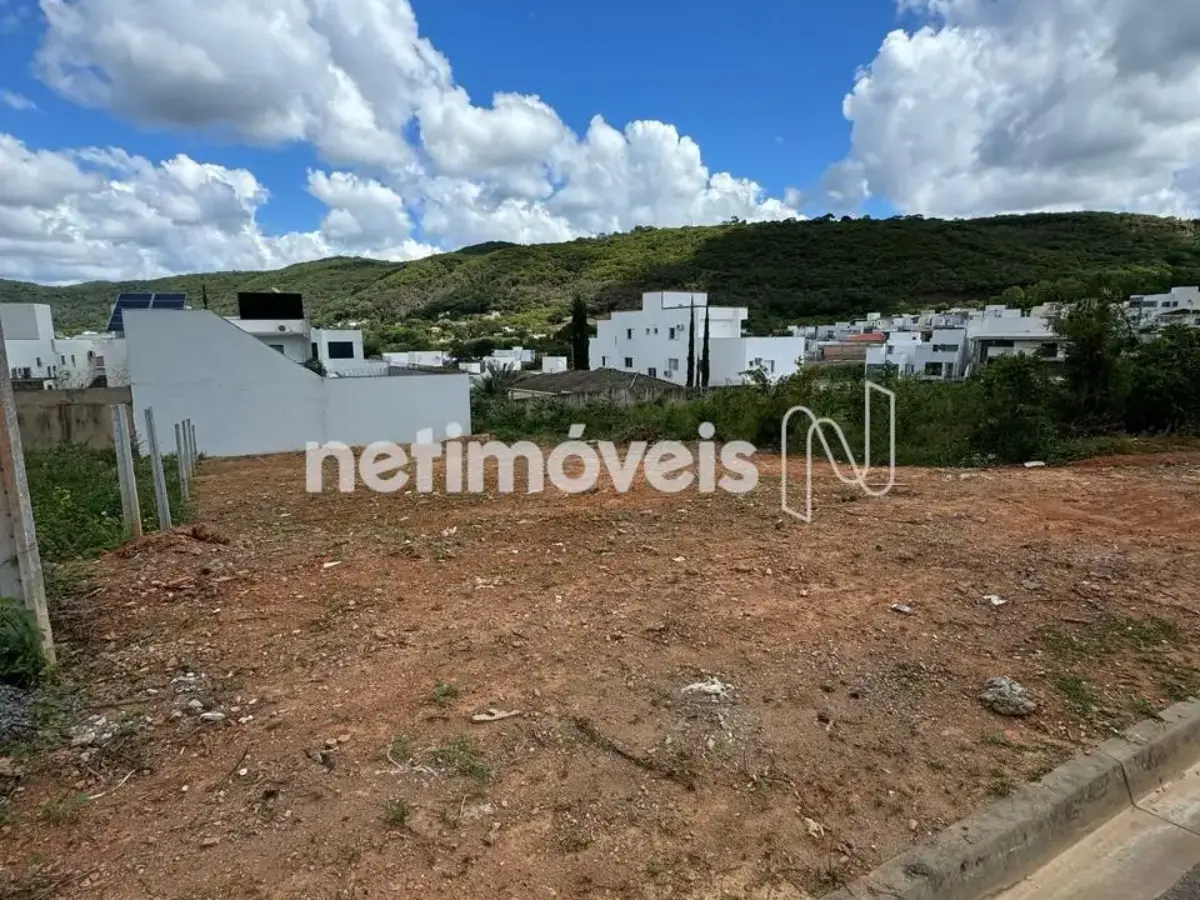 Lote para Venda com área de 393.75 m² no bairro Ibituruna