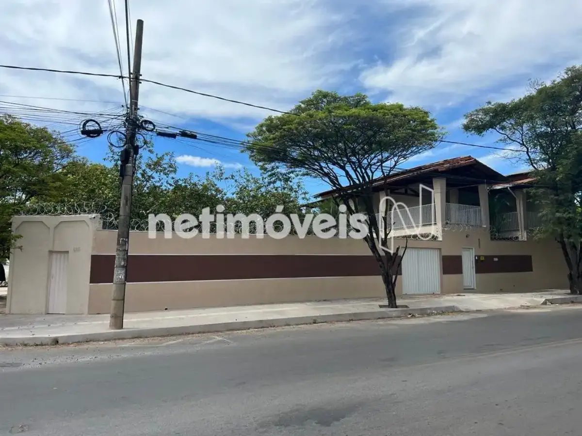 Casa para Venda com 5 quartos no bairro Augusta Mota