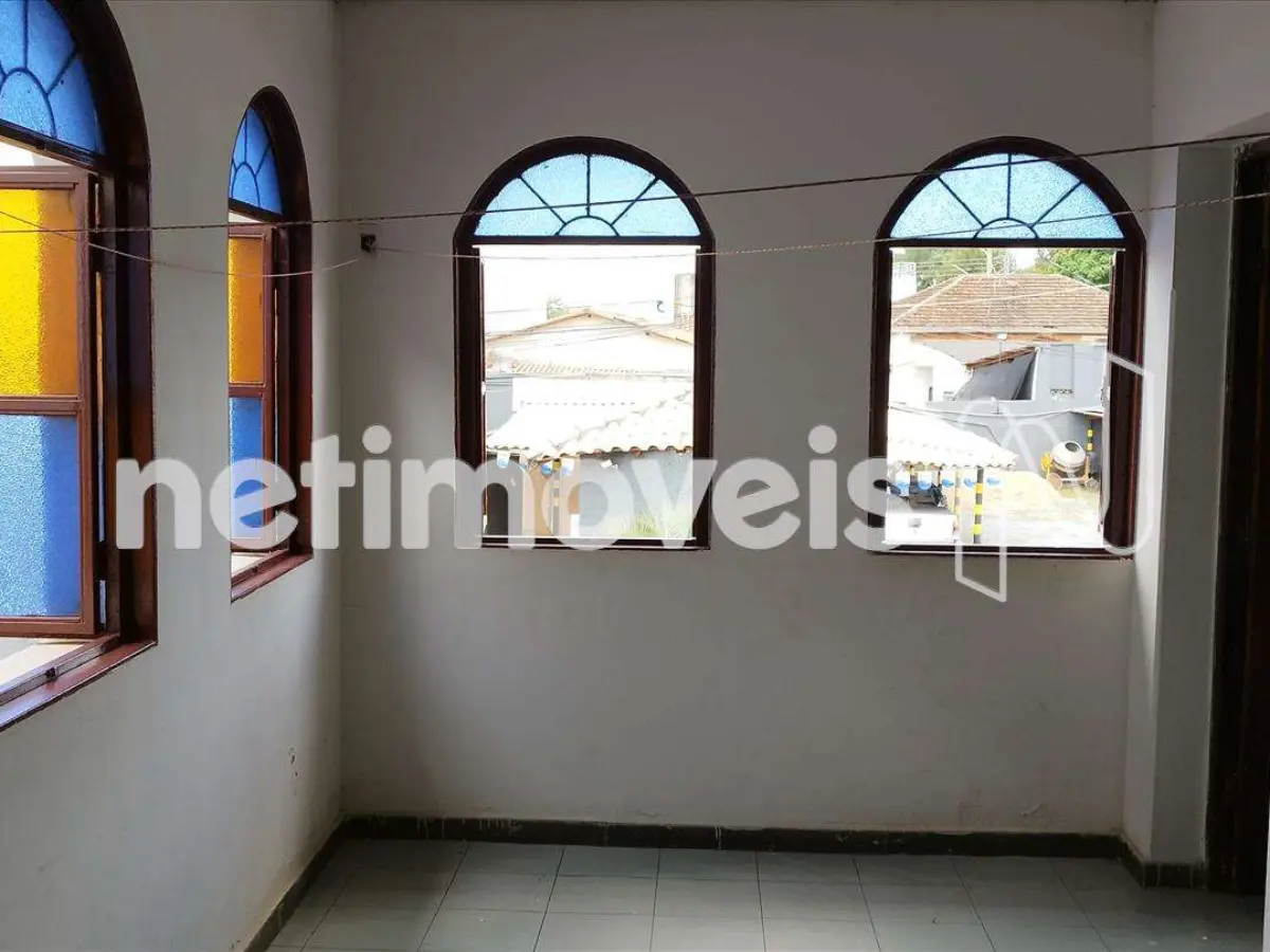 911742_0 Casa para Venda com 8 quartos no bairro Centro