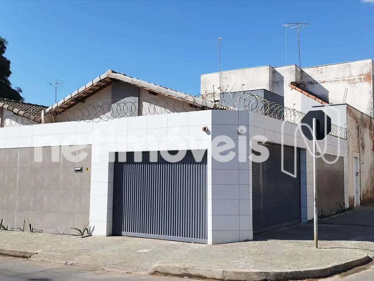 979998_0 Casa para Venda com 3 quartos no bairro Maracanã