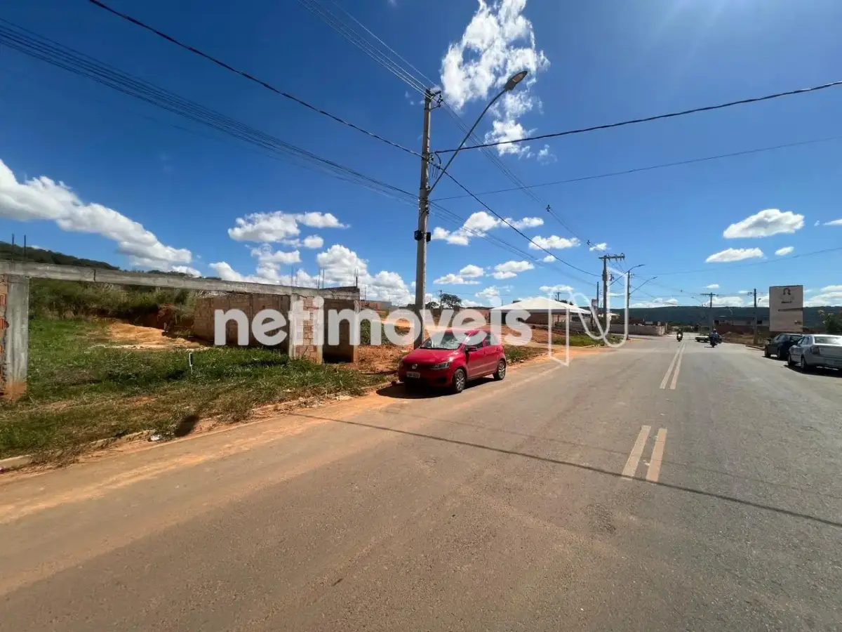 Lote para Venda com área de 295.97 m² no bairro Loteamento Bosque das Palmeiras