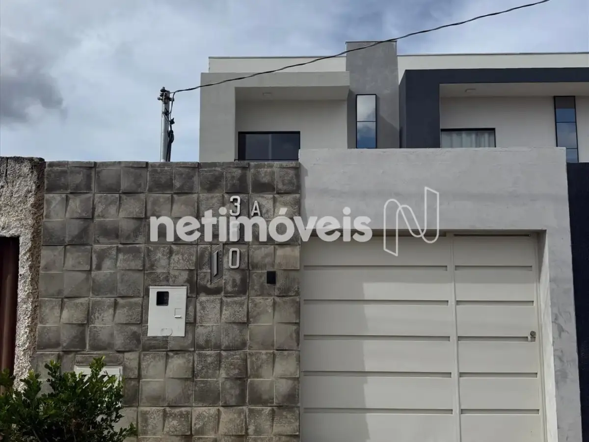 Casa para Venda com 3 quartos no bairro Planalto