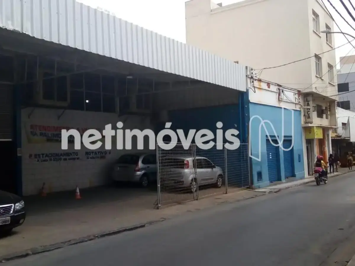 Prédio para Venda no bairro Centro em Montes Claros