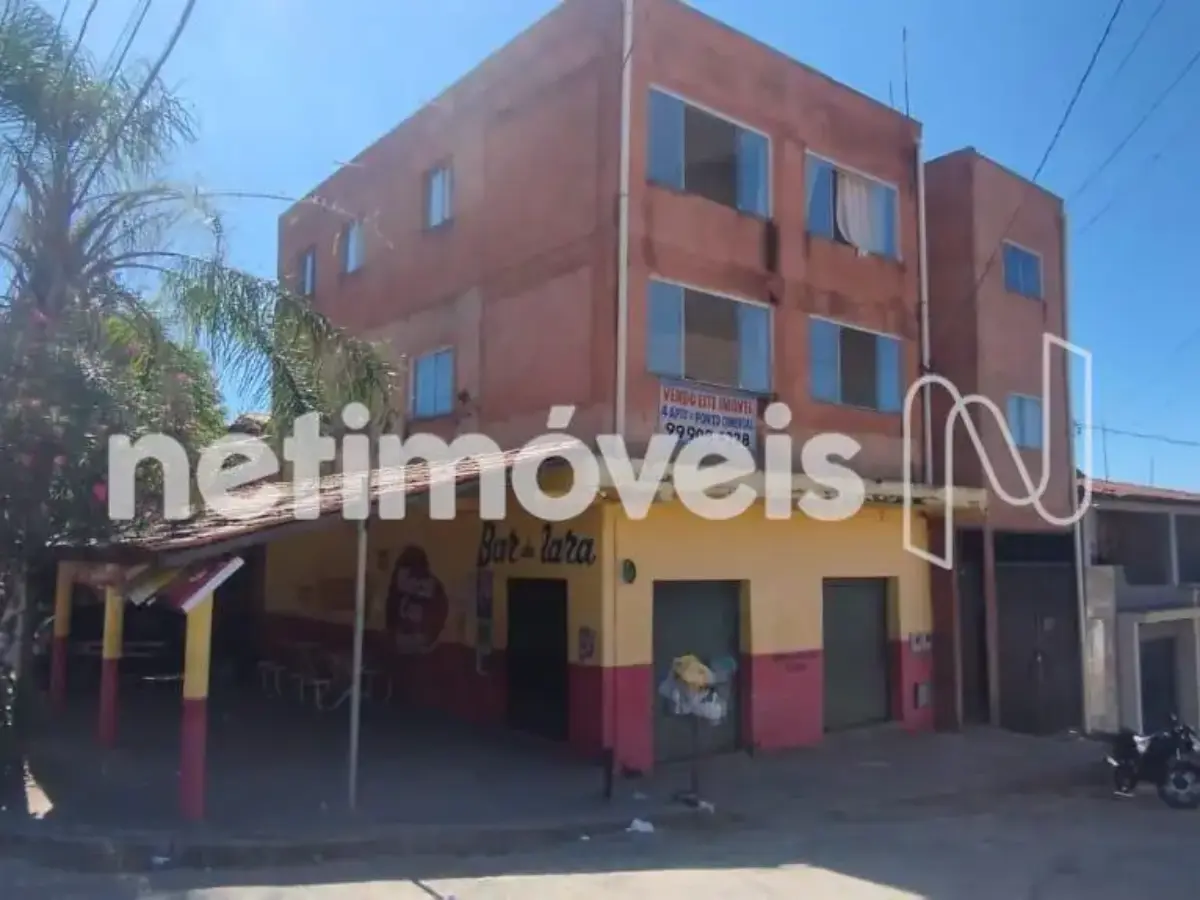 1116236_0 Prédio para Venda com 8 salas no bairro Camilo Prates em Montes Claros