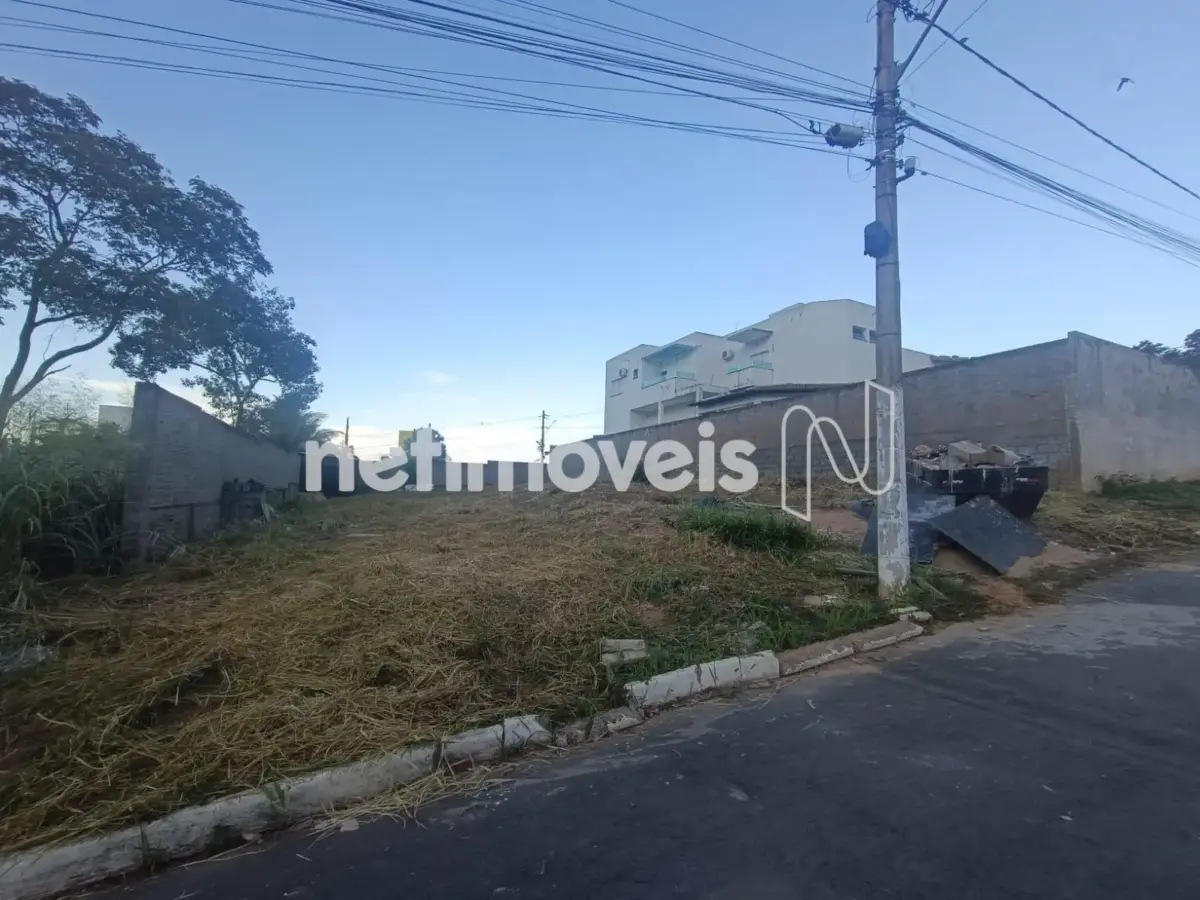Lote para Venda com área de 614.69 m² no bairro Ibituruna