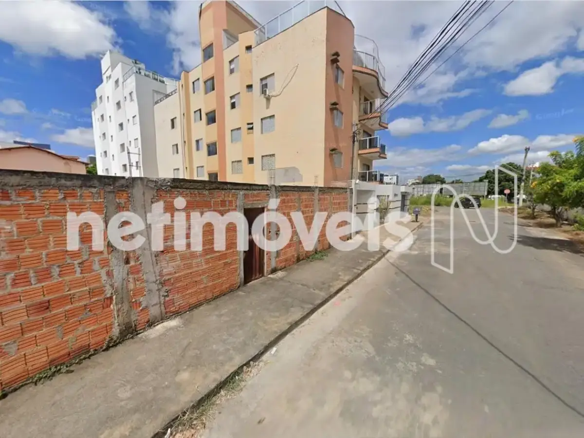 1122696_0 Lote para Venda com área de 450 m² no bairro Morada do Sol