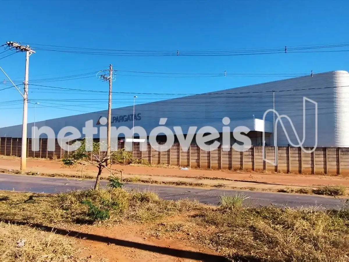 Lote para Venda com área de 9166.13 m² no bairro Distrito Industrial