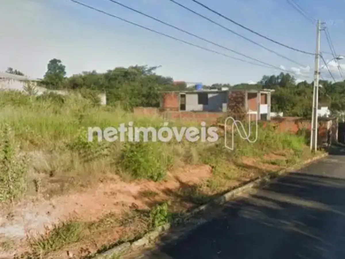 Lote para Venda com área de 329.03 m² no bairro Jaraguá I
