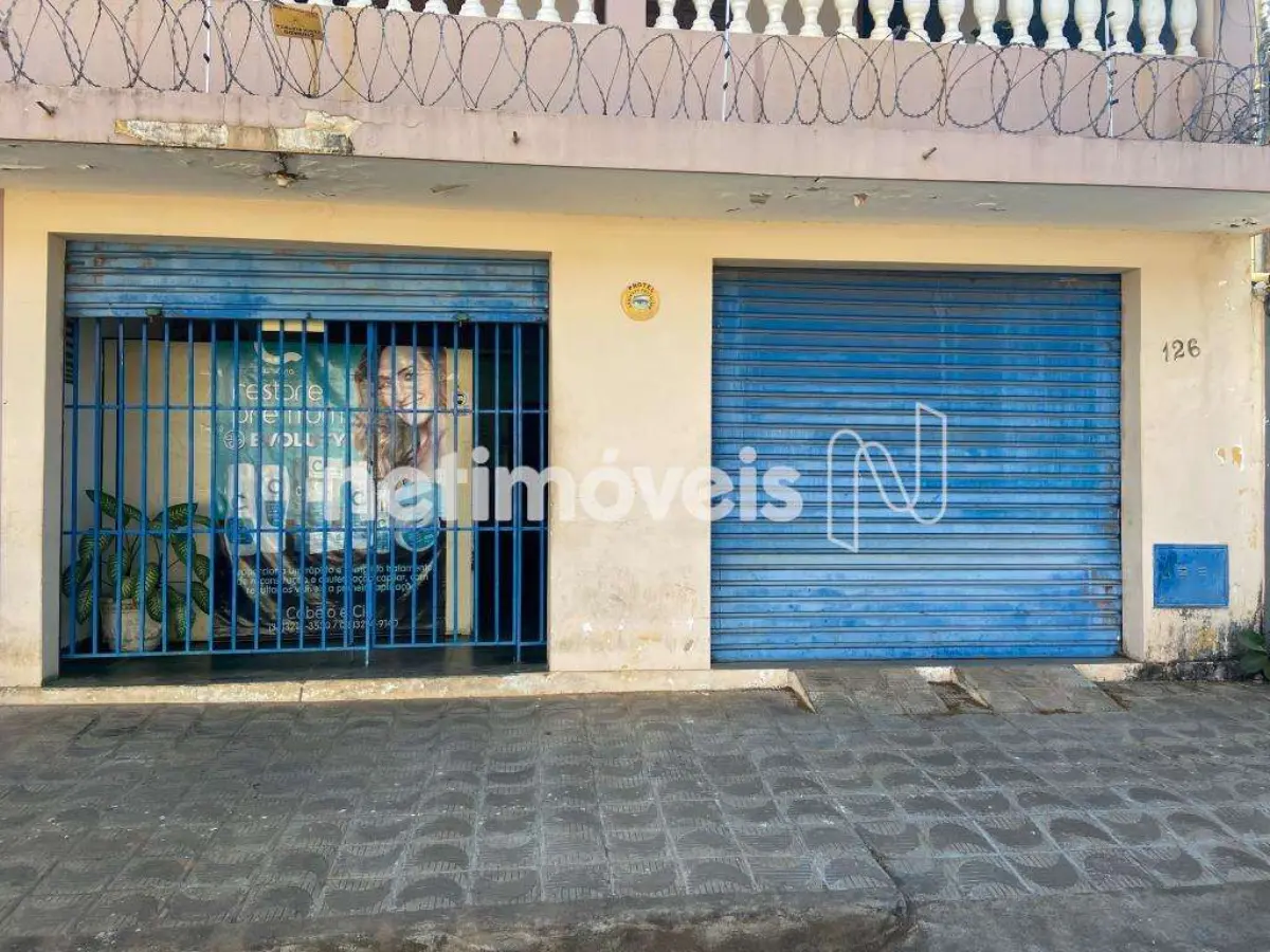 Ponto Comercial para Venda de área principal de 188 m² no bairro Sagrada Família