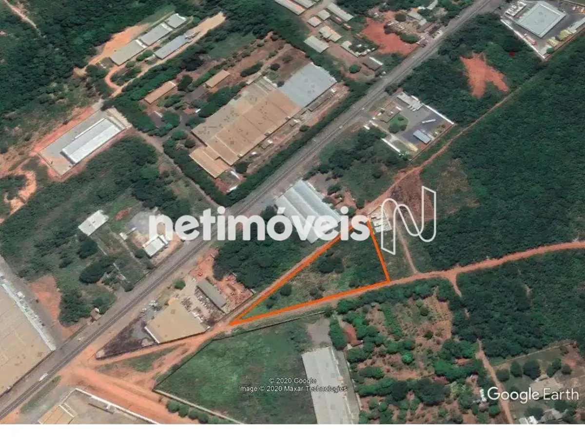 Lote para Venda com área de 6402 m² no bairro Chácara Recanto dos Araçás