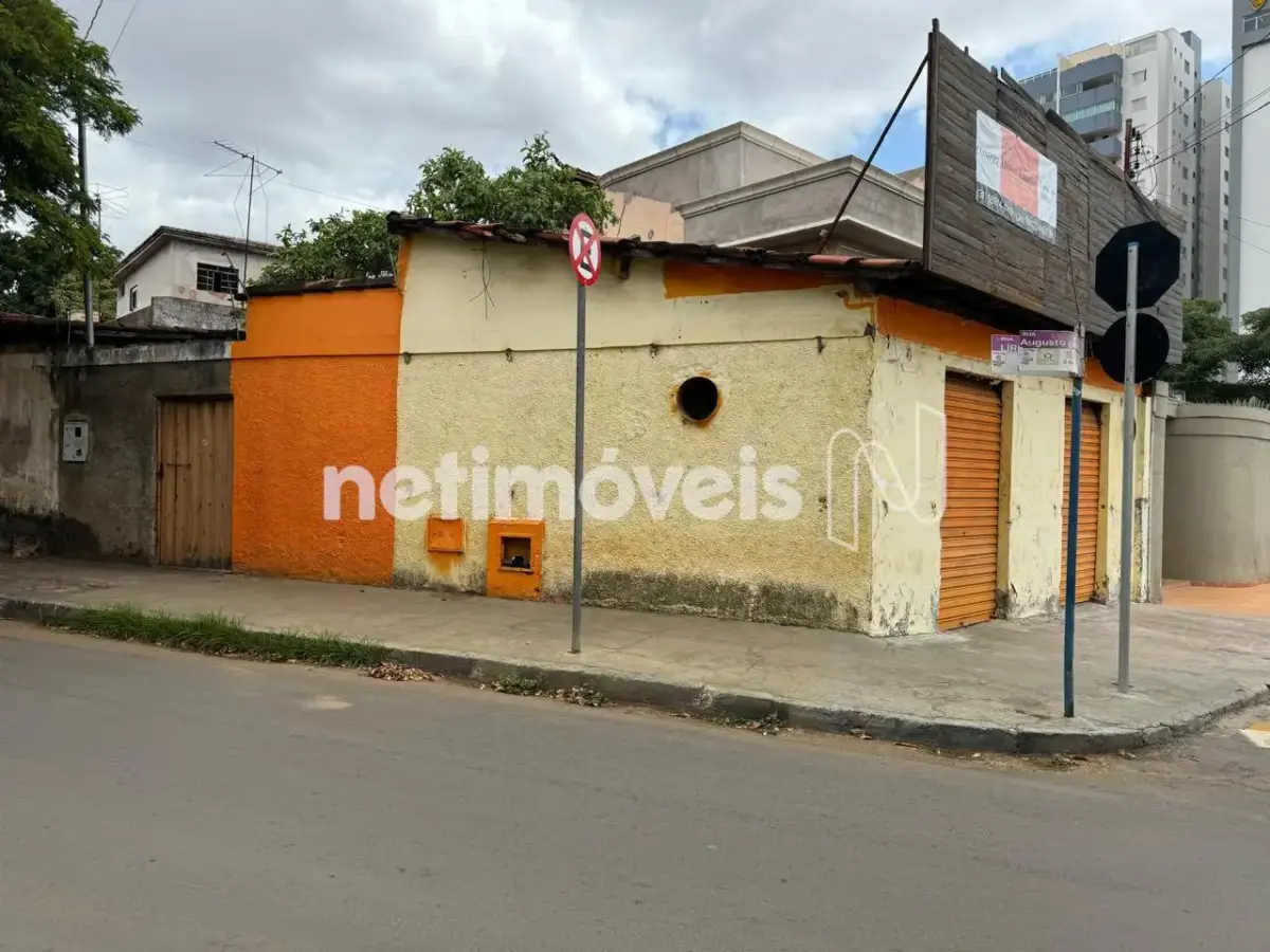 Casa para Venda com 3 quartos no bairro Melo