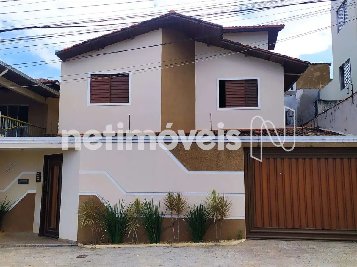 Casa para Venda com 4 quartos no bairro Cândida Câmara
