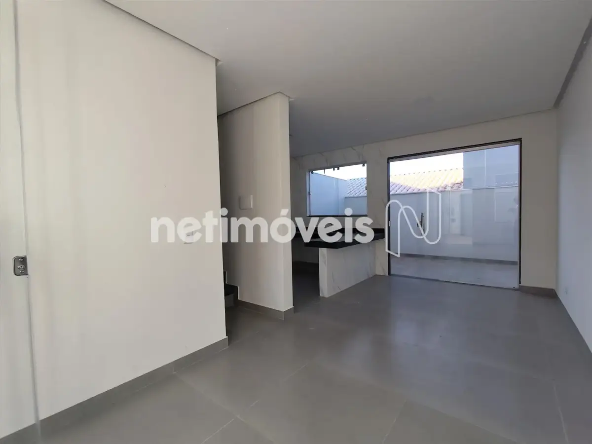 Casa para Venda com 2 quartos no bairro Vila Campos