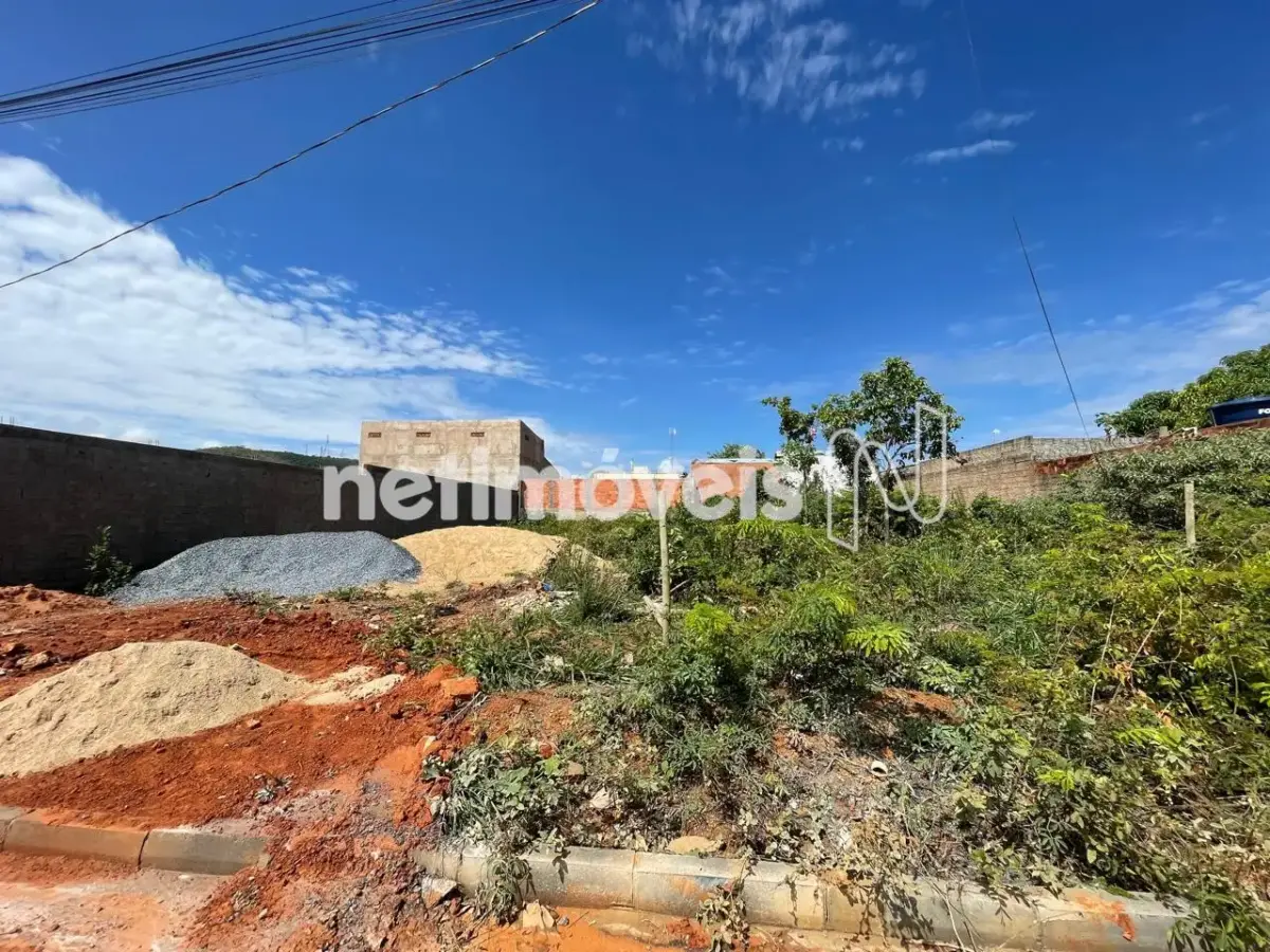 Lote para Venda com área de 360 m² no bairro Santa Rafaela