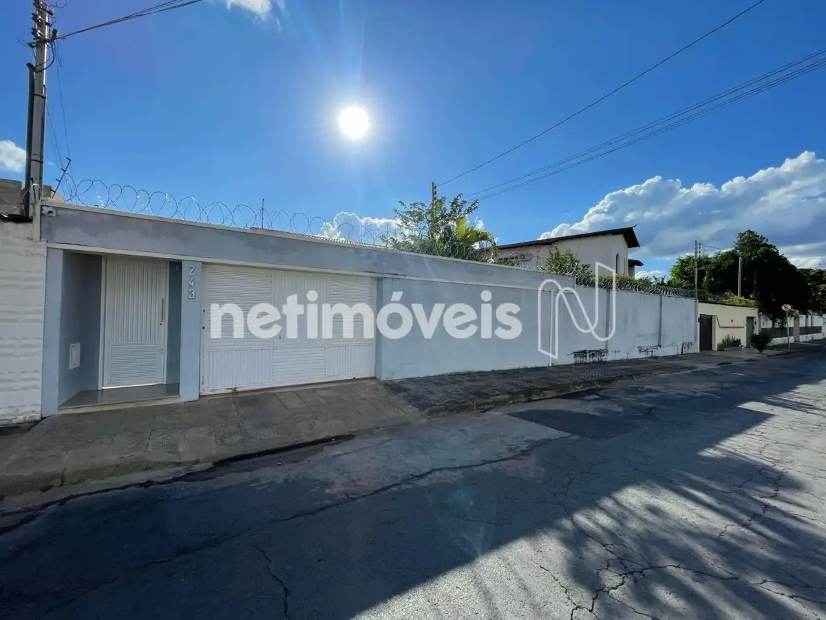Casa para Venda com 5 quartos no bairro Todos Os Santos