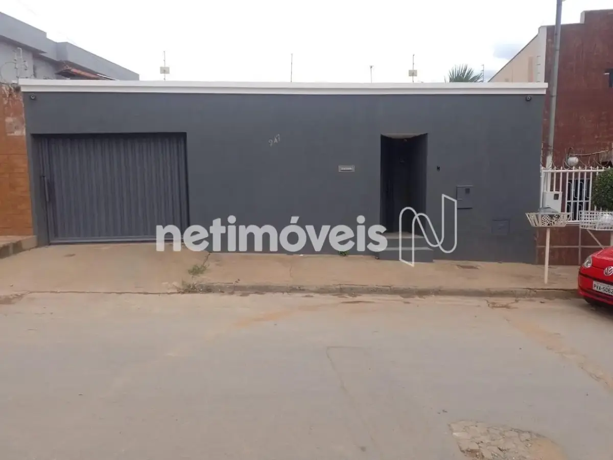 Casa para Venda com 2 quartos no bairro Santa Laura