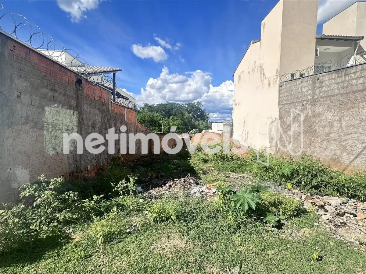 1153142_0 Lote para Venda com área de 174 m² no bairro Vila Nova